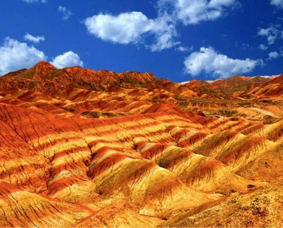 五六月份最美的8个地方,约吗? 五六月份最美的8个地方,约吗?